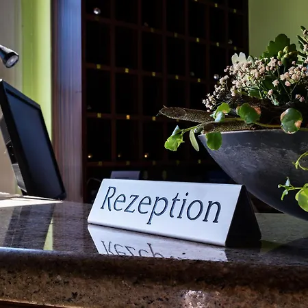 Restaurant & Storchenklause シュトルコウ