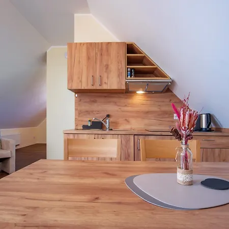 Restaurant & Storchenklause ゲストハウス 3*