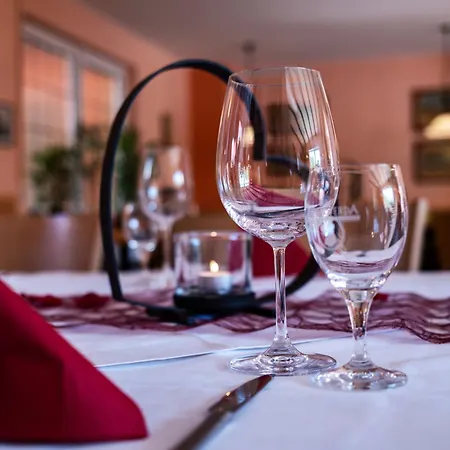 Restaurant & Storchenklause Storkow (Mark)