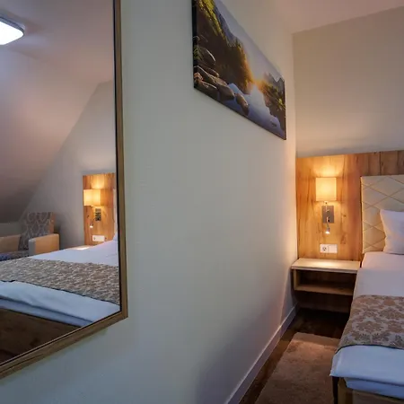 Restaurant & Storchenklause