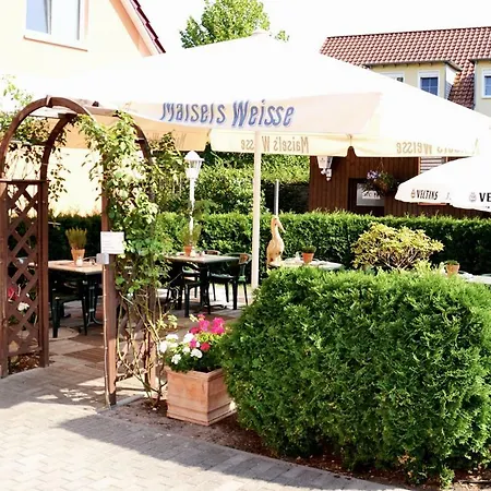 Restaurant & Storchenklause * Storkow (Mark)
