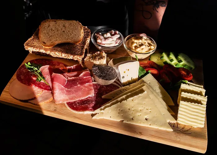 Guest house Restaurant & Storchenklause